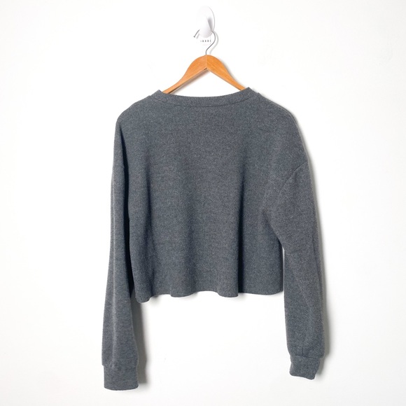 Zara Grey Cropped Fuzzy Crewneck Classic Sweater - Picture 6 of 6